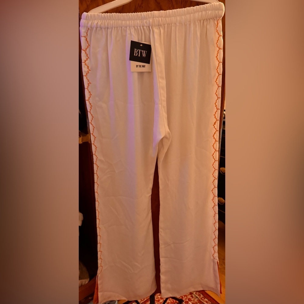 By The Way Women’s White Beach Coverup Pants M NWT - Picture 7 of 8
